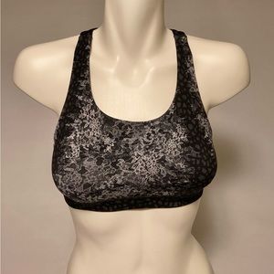 New Lululemon Free To Be Serene Black Grey Sports Bra size 6